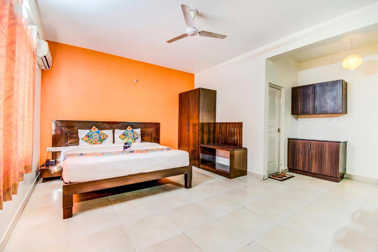 Otel Bangalore Buitenkant foto