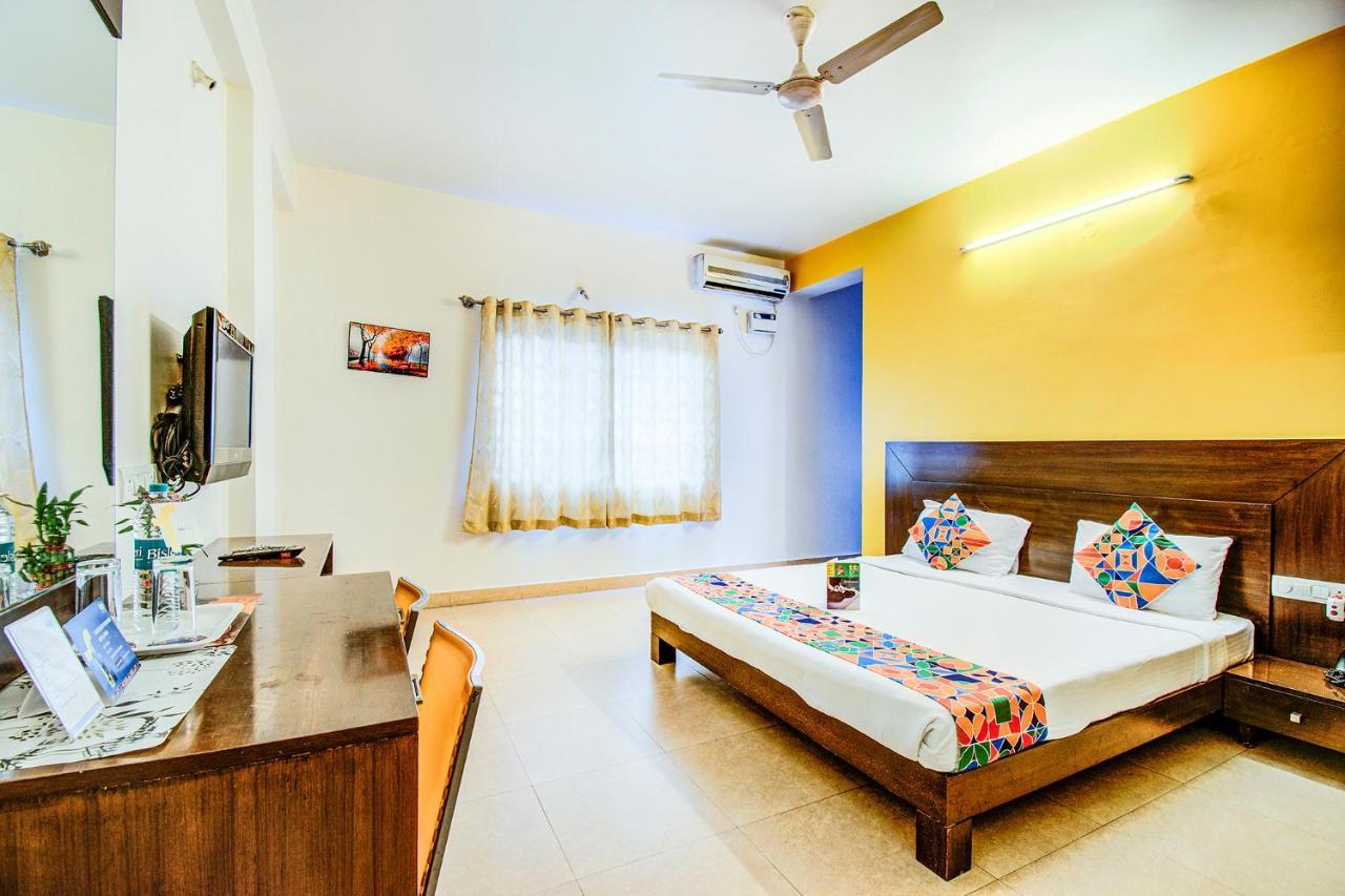 Otel Bangalore Buitenkant foto