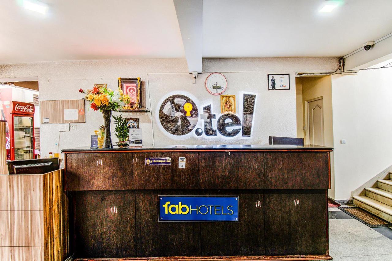 Otel Bangalore Buitenkant foto