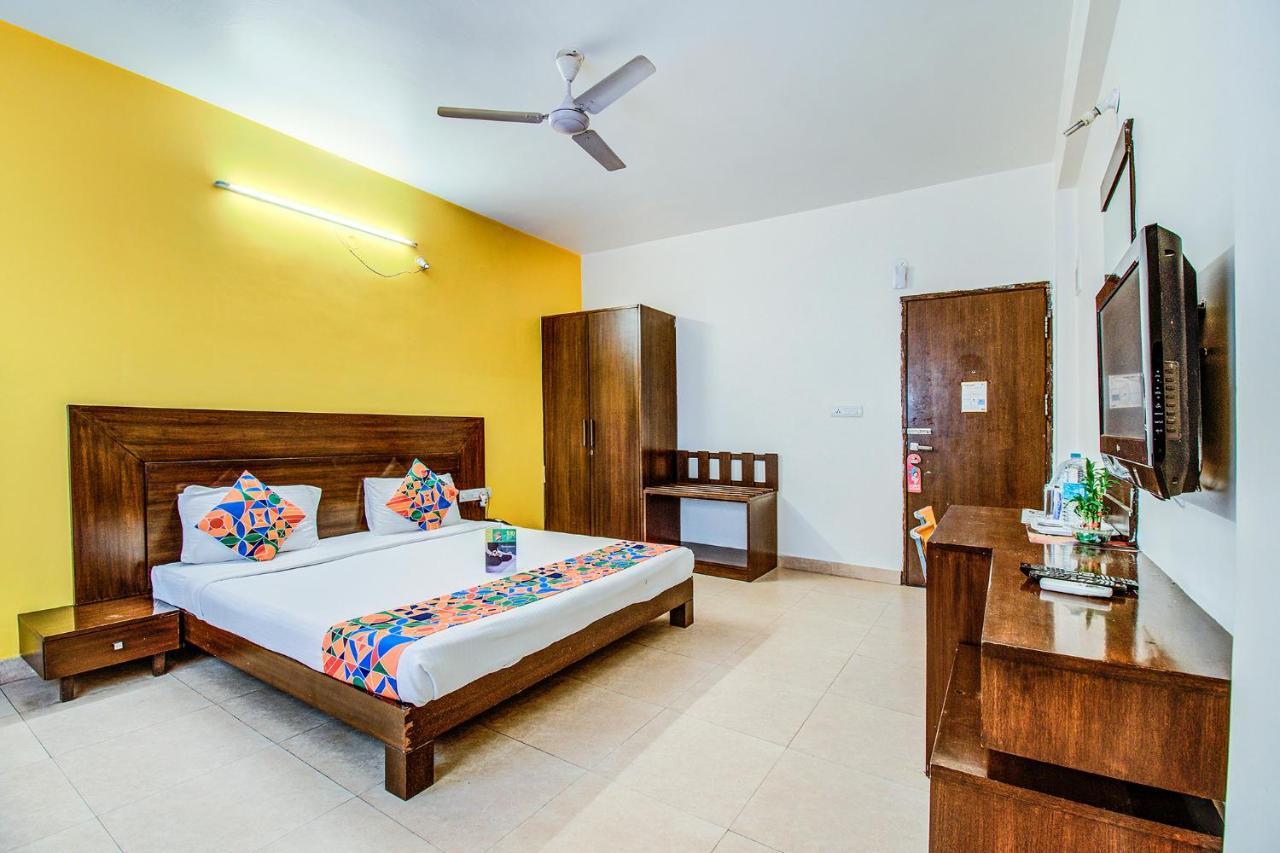 Otel Bangalore Buitenkant foto